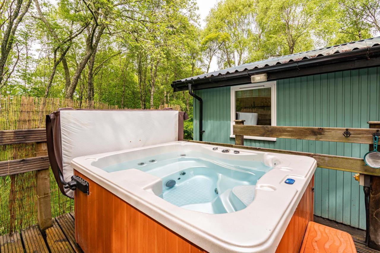 Heather Lodge 10 With Hot Tub Belladrum Exterior photo