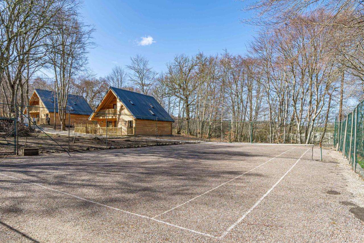 Heather Lodge 10 With Hot Tub Belladrum Exterior photo